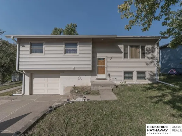 111 Debra Ave, Plattsmouth, NE 68048