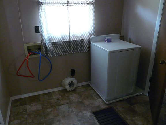 space for washer and dryer in bath room