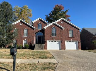9807 Creek View Estates Dr, Louisville, KY 40291