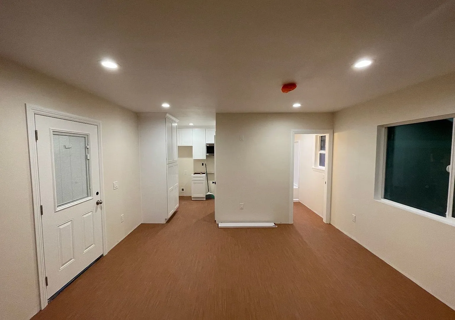 1113 Riedel Ave — Photo 4