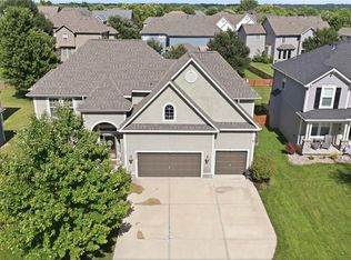 5537 Aminda St, Shawnee, KS 66226