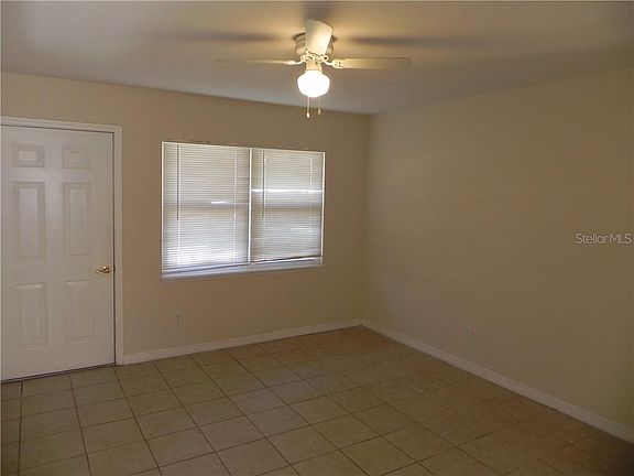 3rd image of 250 Pine Tree Dr