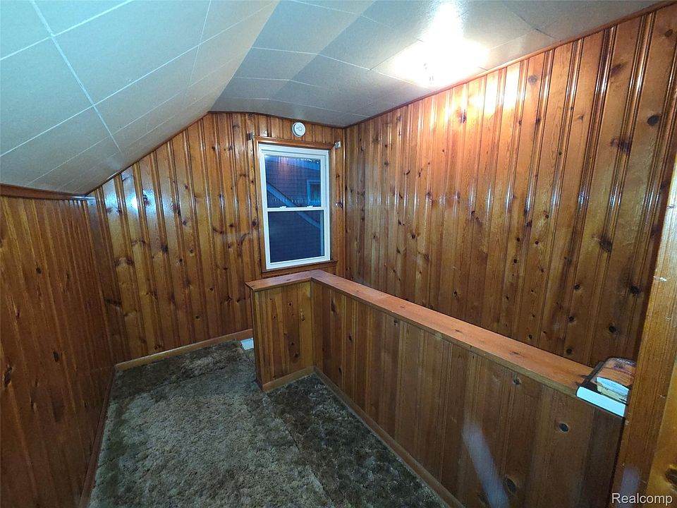 294 Charlevoix St, photo 20