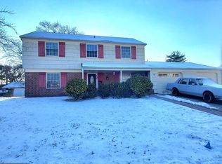 22 Balfour Ln, Willingboro, NJ 08046