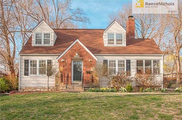 Charming updated Cape Cod in coveted Westwood!
