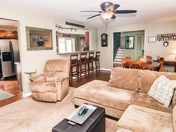 3rd image of 7333 Eagle Creek Dr