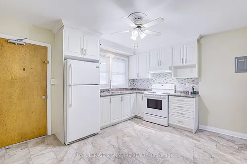 855 Simcoe St N #3 Photo 1