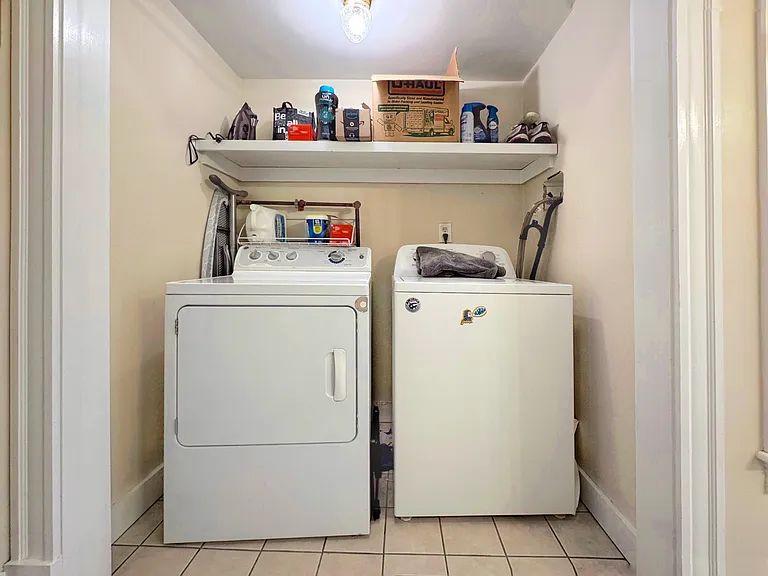 176 Dorchester St #2 — Photo 14