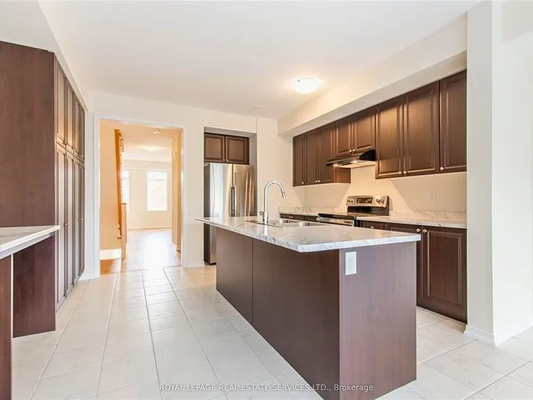 8317 Mulberry Dr — Photo 15