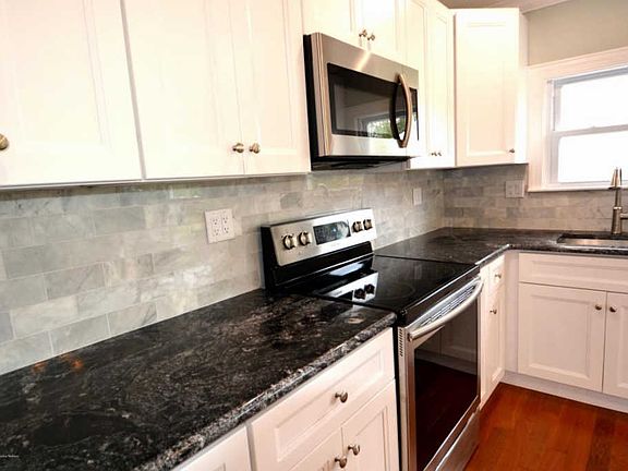 5th image of 122 Fort De France Ave