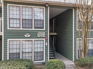 4550 Vinings Central Trce SE Unit 64, Atlanta, GA