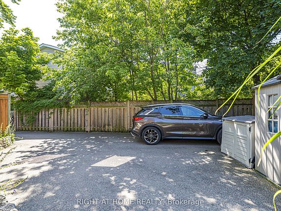 4th image of 56 Penwick Cres