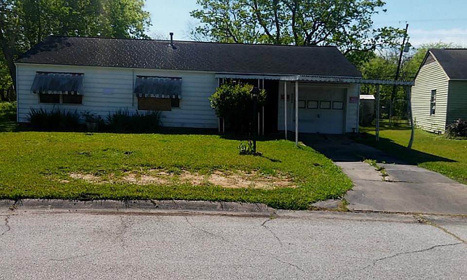 1st image of 4922 Meadow Park Dr