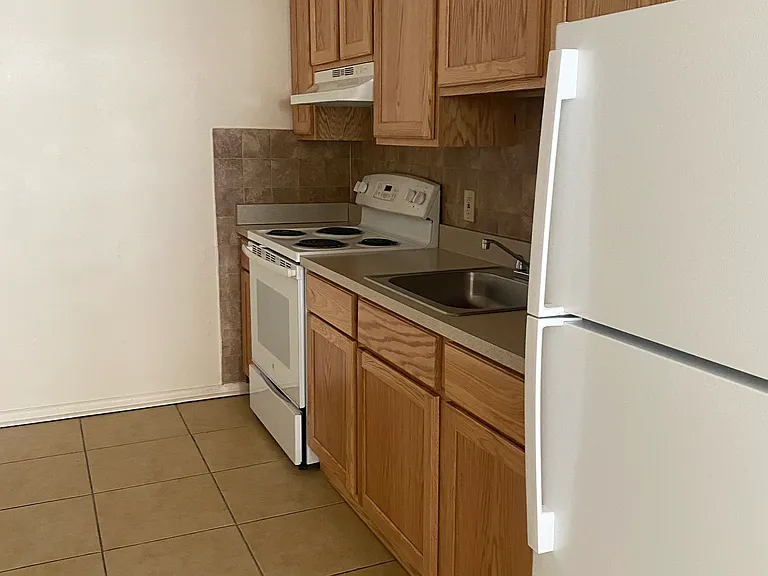 4219A Porter Ave — Photo 9