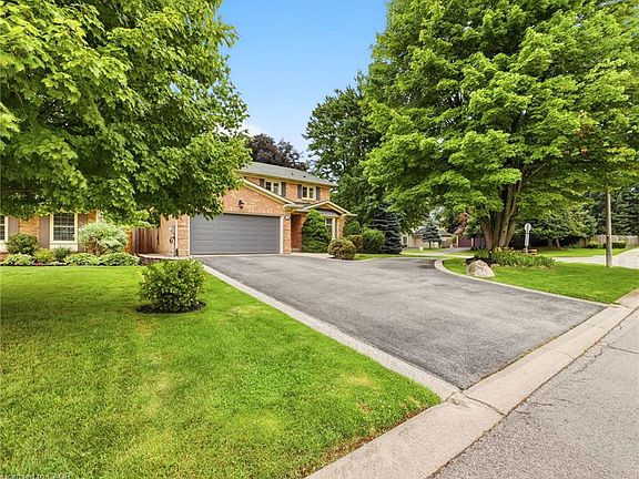 3rd image of 2 Charterhouse Cres