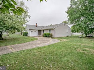 55 Wayside Rd, Berlin, NJ 08009