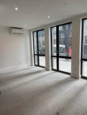 Rented by SERHANT. | media 8