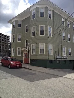 12 Forest Street - 11 — Photo 4