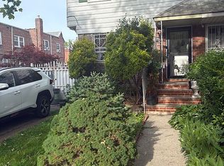 6511 175th St, Fresh Meadows, NY 11365