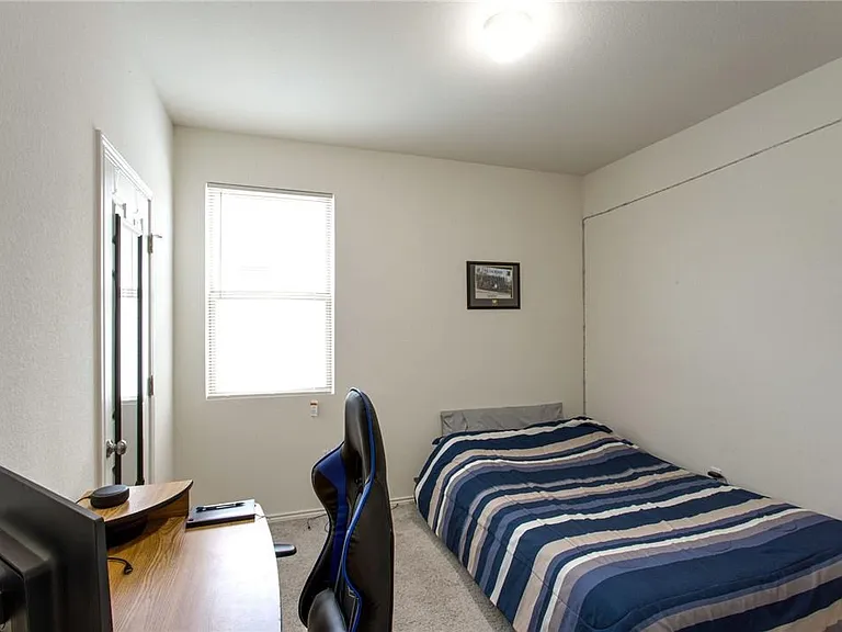 9109 Garnet Dr — Photo 19