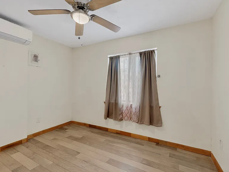 515 Marble Ave NE — Photo 22