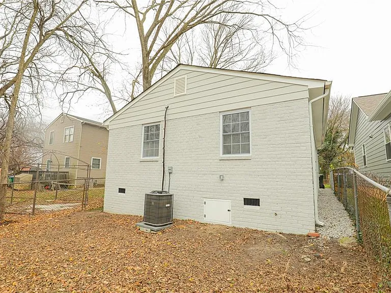 120 Lipscomb St — Photo 28