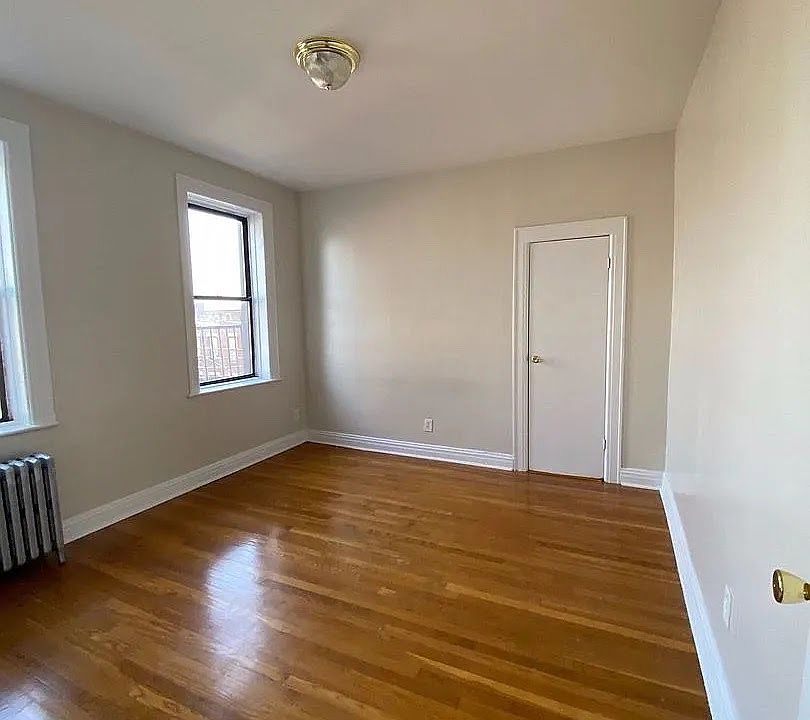 1st image of 801 21st St APT 41