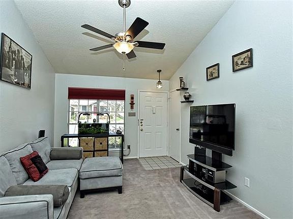 4th image of 1015 E Yager Ln Unit 66