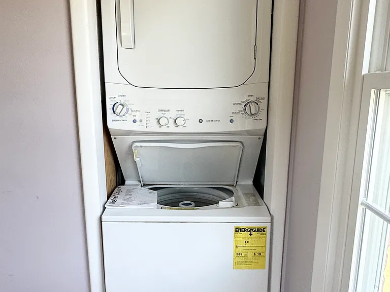 7 Regina Ct #4 — Photo 17