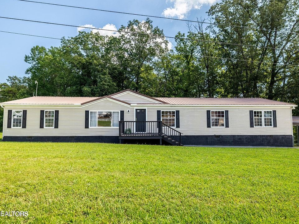 1st image of 319 Deer Trail Dr