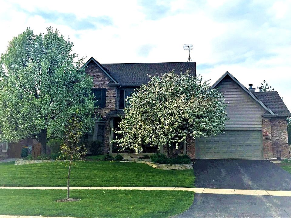 1st image of 605 Lindsay Cir