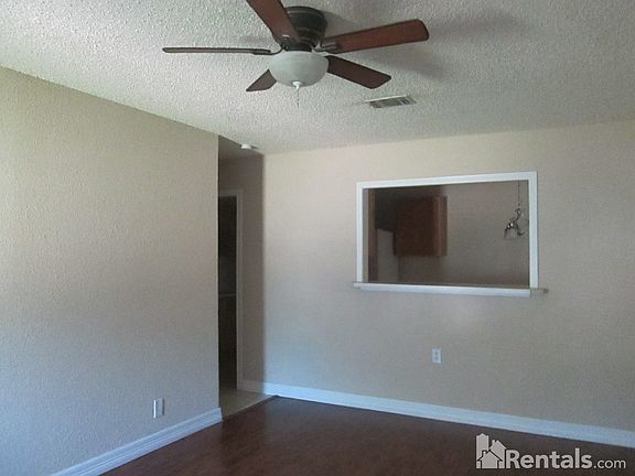 3rd image of 865 Renfro Dr