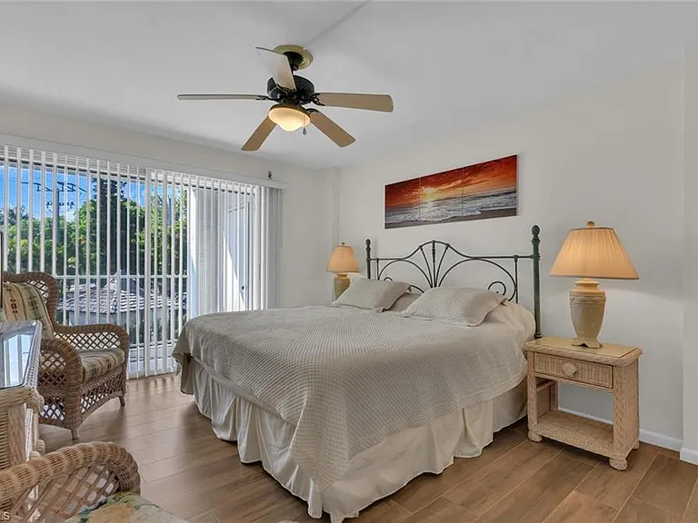 1300 Gulf Shore Blvd N #205 — Photo 11