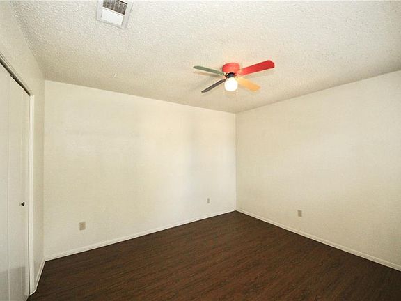 5th image of 12303 Deer Falls Dr #B