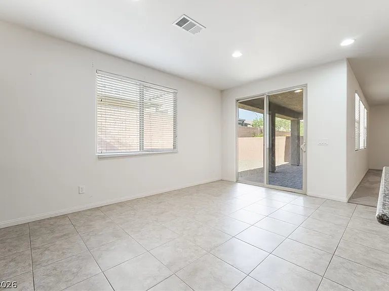 107 Nola Stream Ct — Photo 12