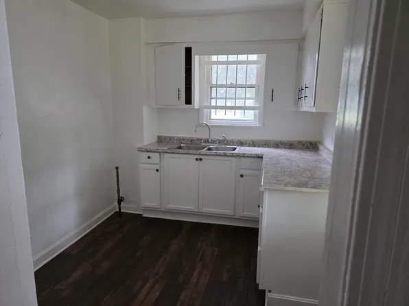 340 Wallace St, Youngstown, OH 44502