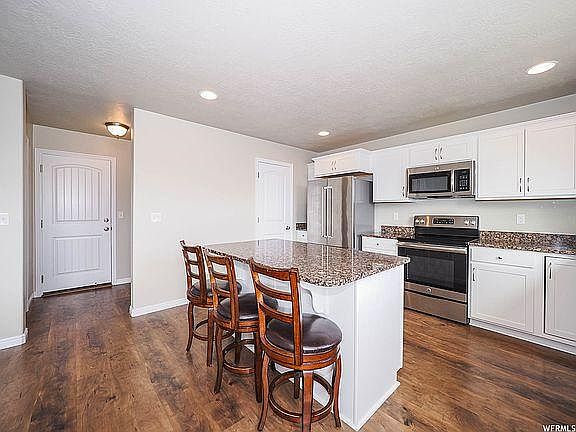 1st image of 2958 S Willow Creek Dr W