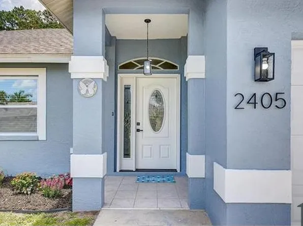 2405 Appaloosa Cir, Sarasota, FL 34240