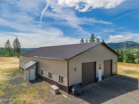 3rd image of 2321 Echo Springs Rd
