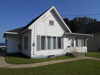 3rd image of 801 Lake Shore Dr