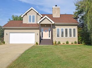 1800 Cathedral Hill Dr, Batavia, OH 45103