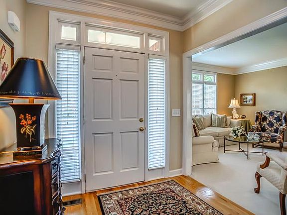 2nd image of 372 Julianna Cir
