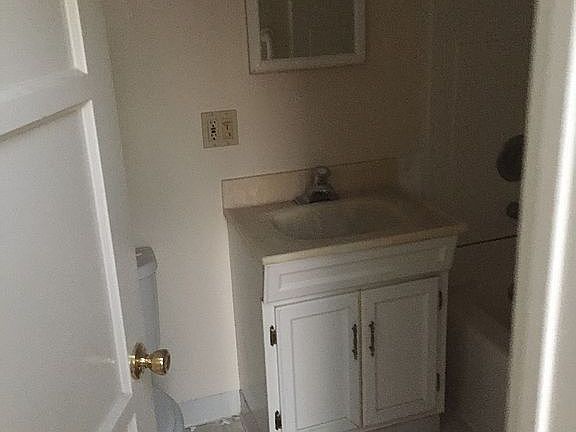2nd image of 8500 Glider Ave #8502