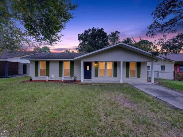 1629 Glen Ridge Dr, Savannah, GA 31415