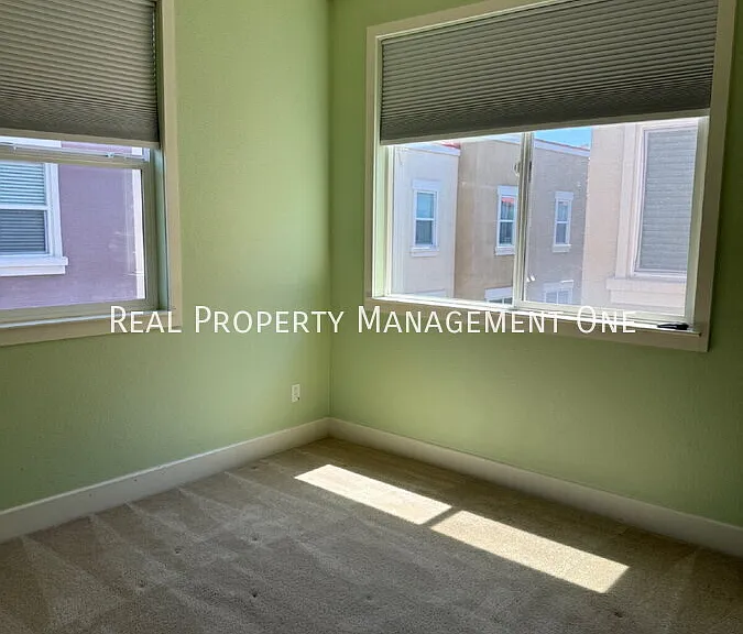 6544 Bantry Bay St — Photo 34