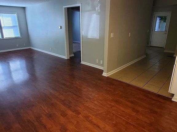 2nd image of 1413 N Lorraine Ave