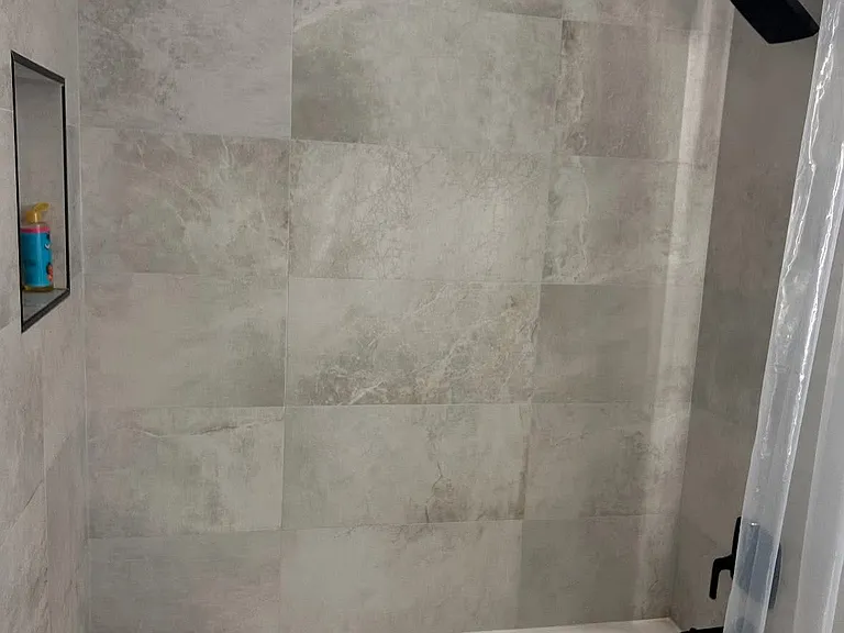 Updated Main Bathroom with Rainfall Shower head.