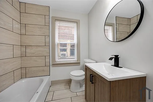 3 bed, 1000 sqft, $1,300 — Photo 4