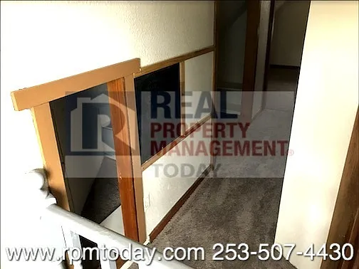 Rodriguez - 709 — Photo 2