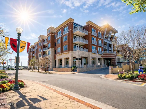 100 Sky Sail Boulevard #104, New Bern, NC 28560